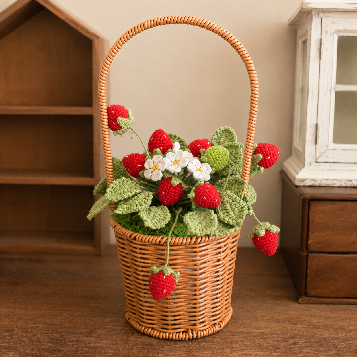 ELA BOUTIQUE｜Crochet Strawberry Basket