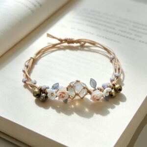 ELA BOUTIQUE |GREY CRYSTAL BRACELET