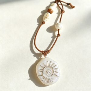 ELA BOUTIQUE |SILVER SUN SPIRAL STONE CLAY NECKLACE