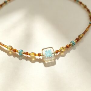 ELA BOUTIQUE |AMBER SQUARE SUNBURST NECKLACR