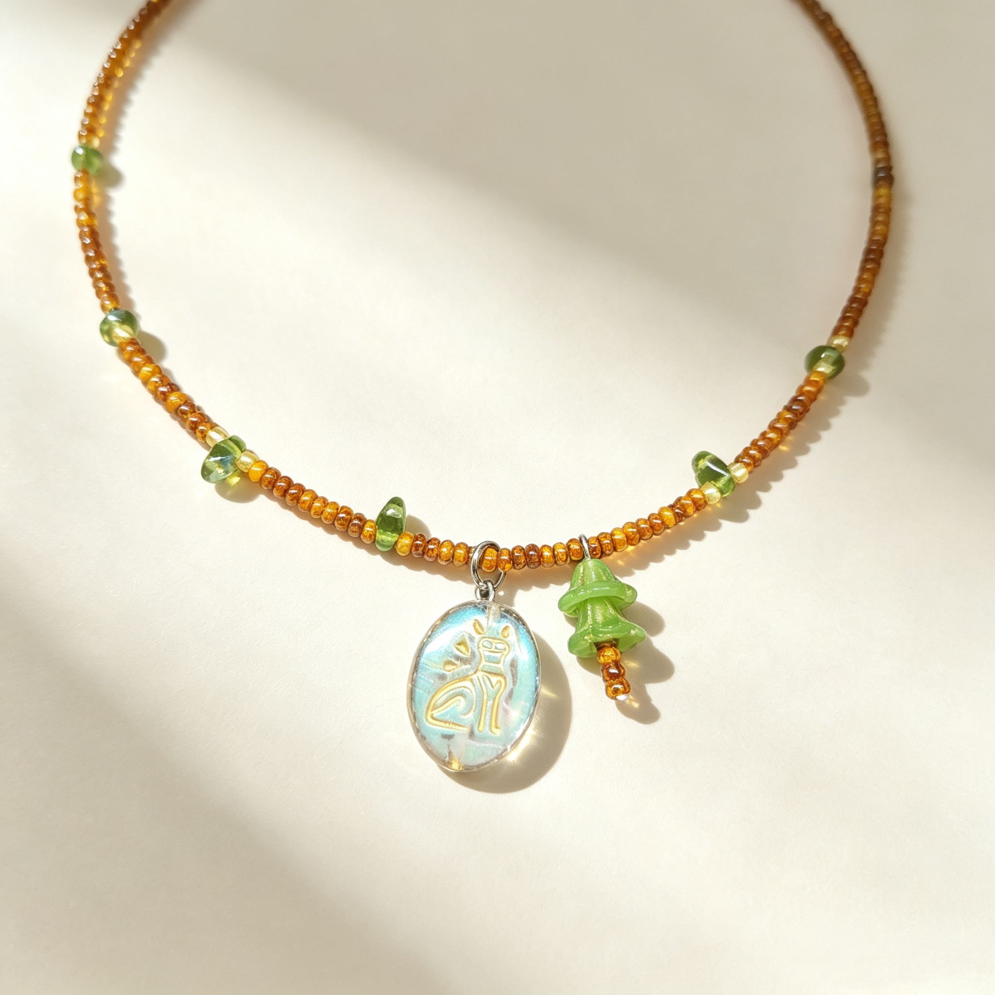 ELA BOUTIQUE |CAT AND TREE NECKLACE