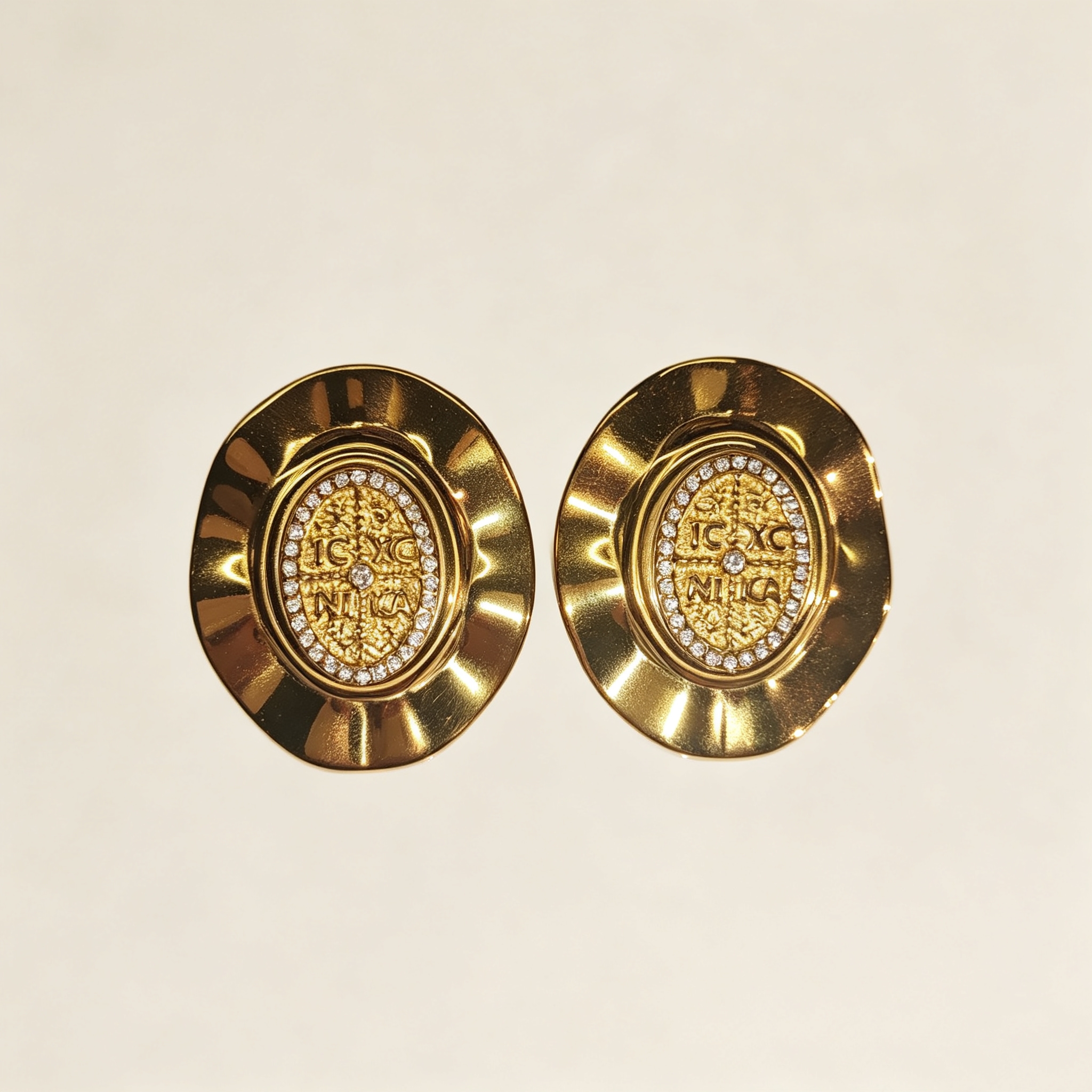ELA BOUTIQUE| GOLD VINTAGE OVAL RHINESTONE STUD EARRINGS
