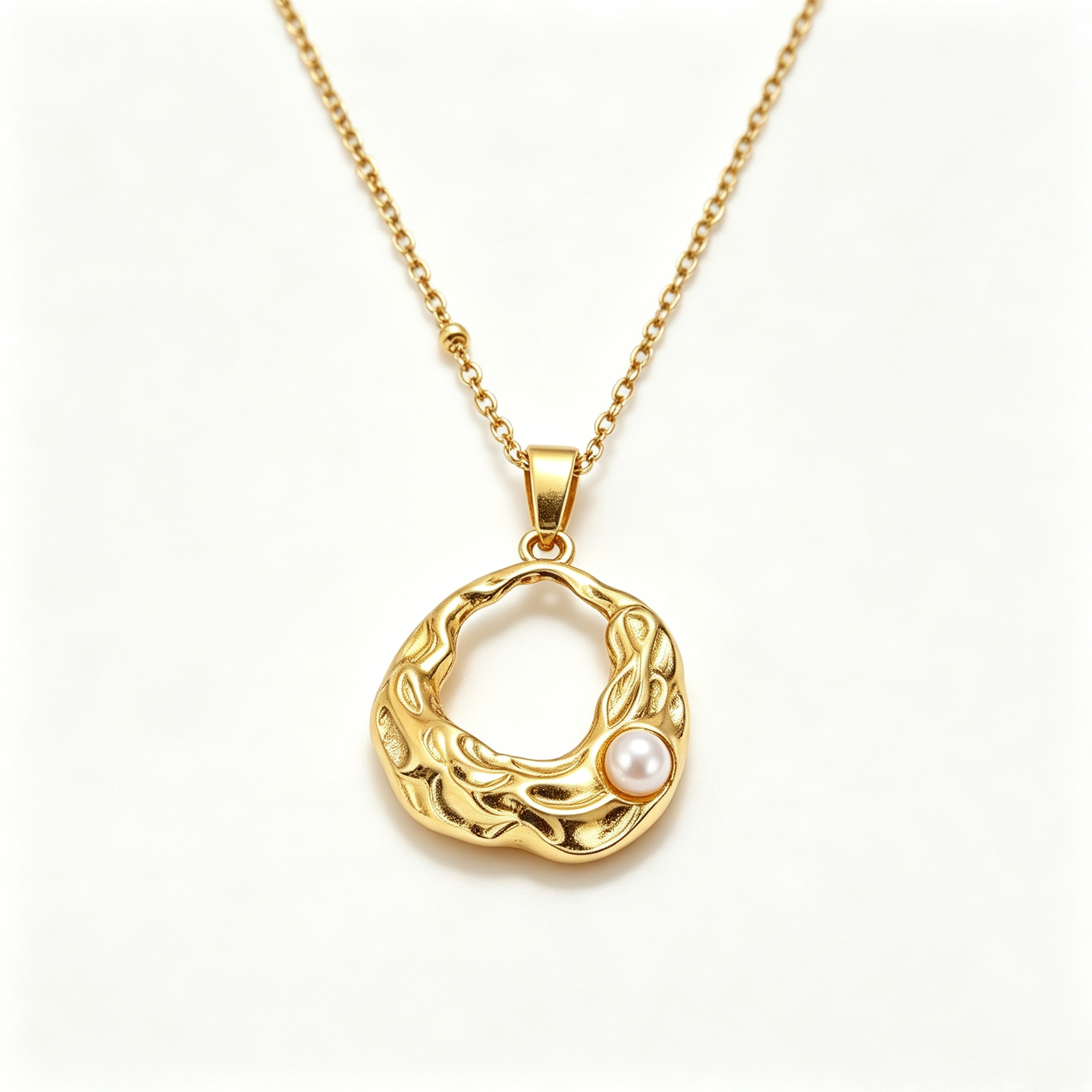 ELA BOUTIQUE| IRREGULAR HOLLOW PEARL PENDANT NECKLACE